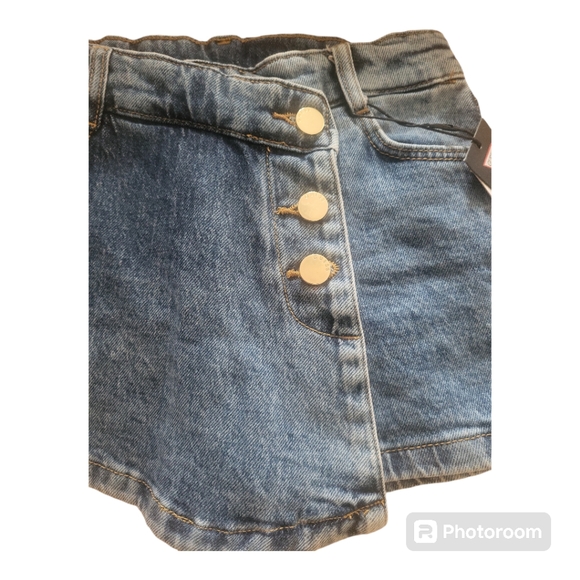 GUESS Girl's Blue Button-Up Denim Skort Shorts - Size 8 - Picture 3 of 6